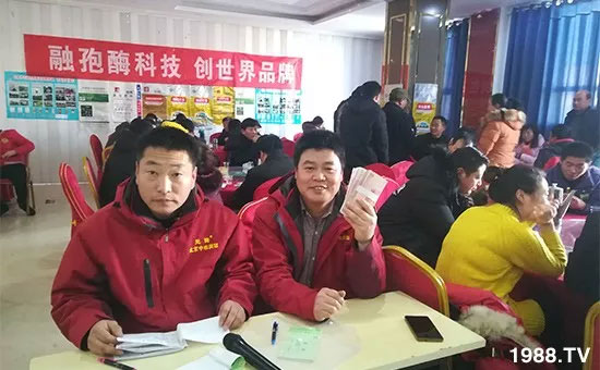 速看！小麥畝產(chǎn)1471斤，雙酶尿素全新升級，“高產(chǎn)王”當之無愧！